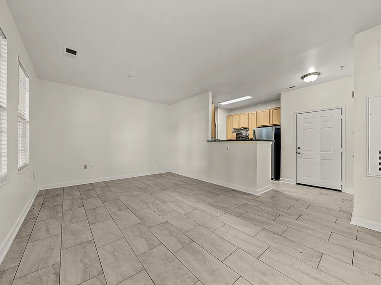42537 Rockrose Sq #101 — Photo 8