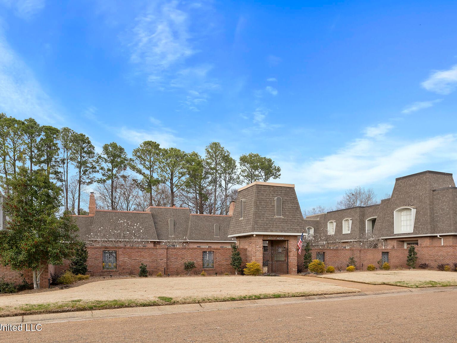 420 Saint Andrews Dr #B2-3