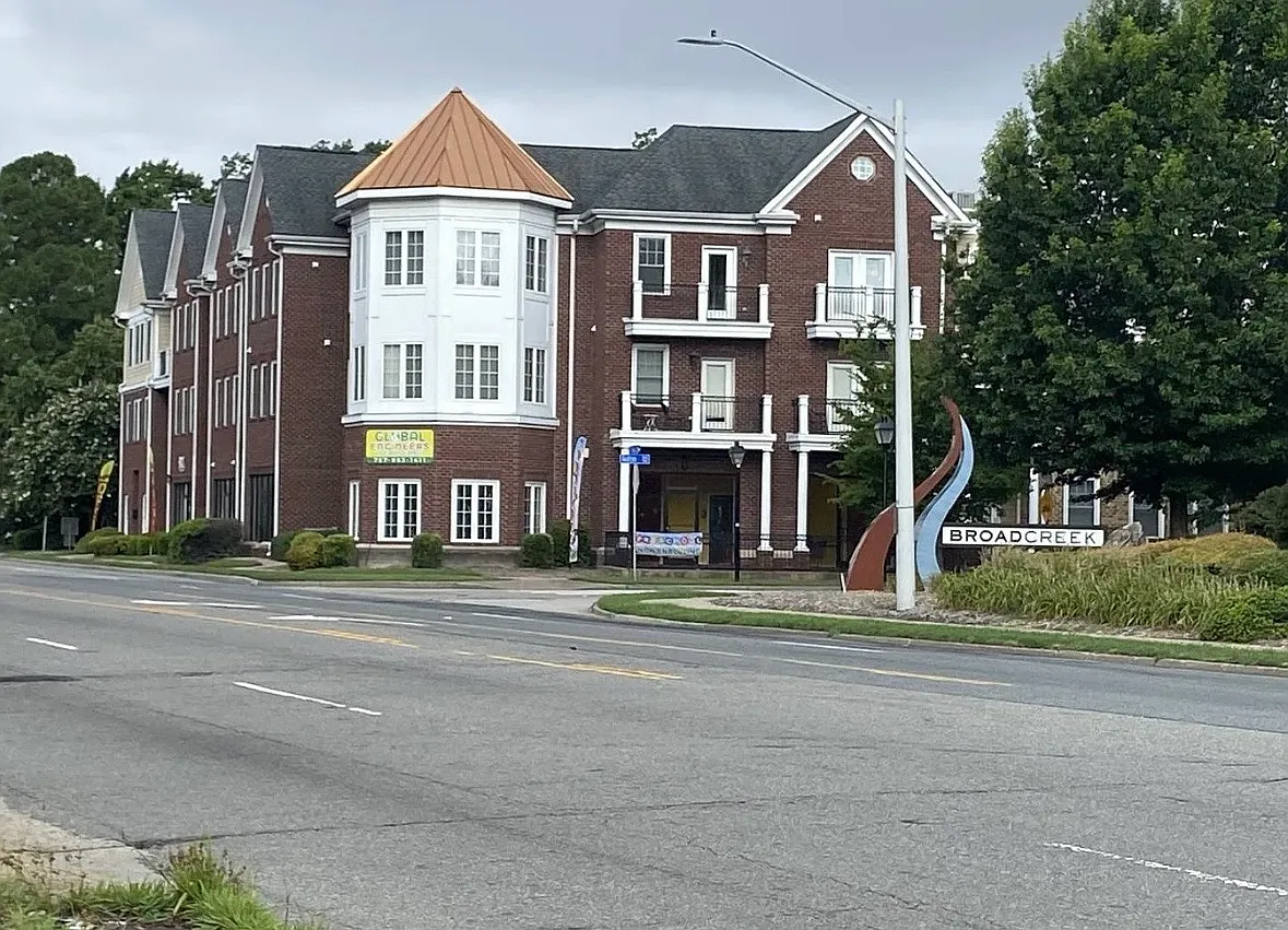 2 bed, 1500 sqft, $1,800 — Photo 1
