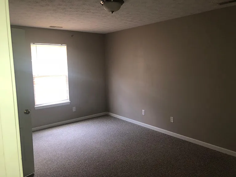 North east bedroom, with walk-in closet