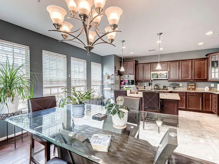 510 Overlook Park Dr #32 — Photo 8