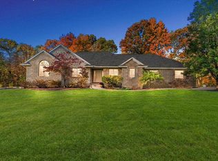 1769 Starr View Ln, Middleville, MI 49333