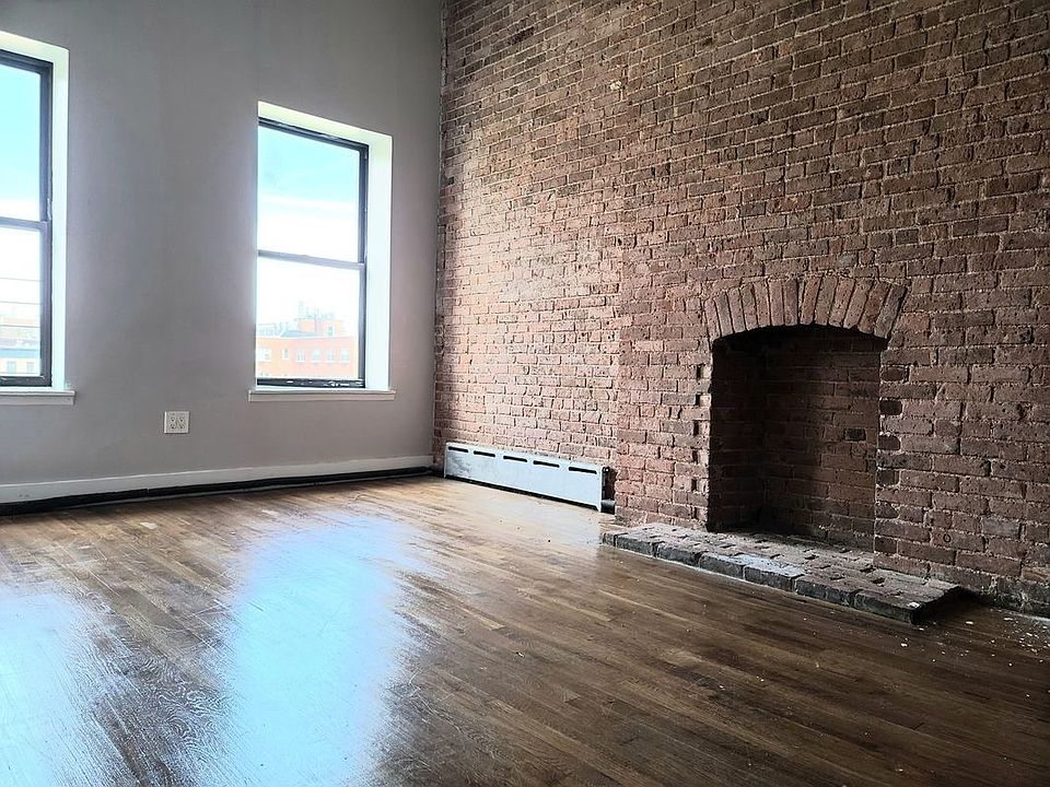 1st image of 110 W 116th St #4A