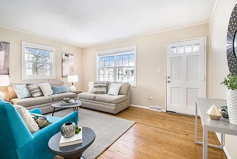 2nd image of 231 Whitcomb St