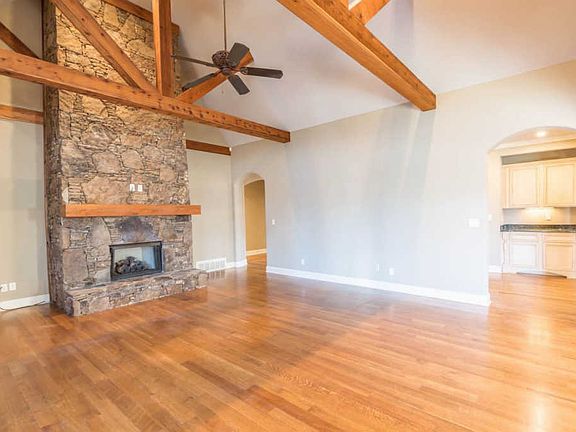 4th image of 5221 Adagio Ln