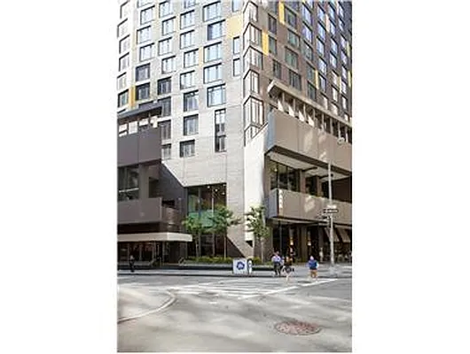 Rented by Douglas Elliman | media 20