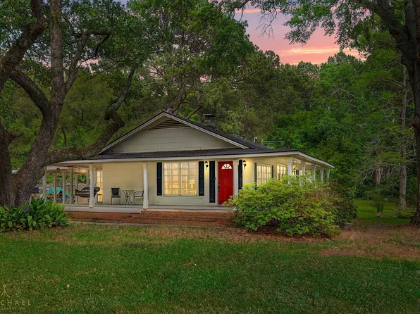 721 Jenkins Rd, Shreveport, LA 71107