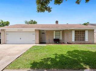10450 Towneview Dr, Sugar Land, TX 77498