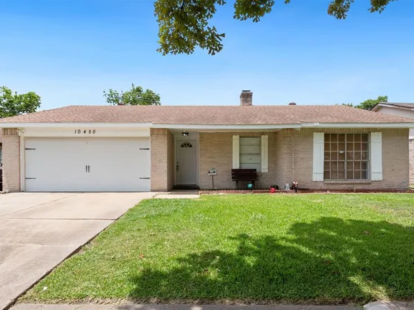 10450 Towneview Drive, Sugar Land, TX 77498