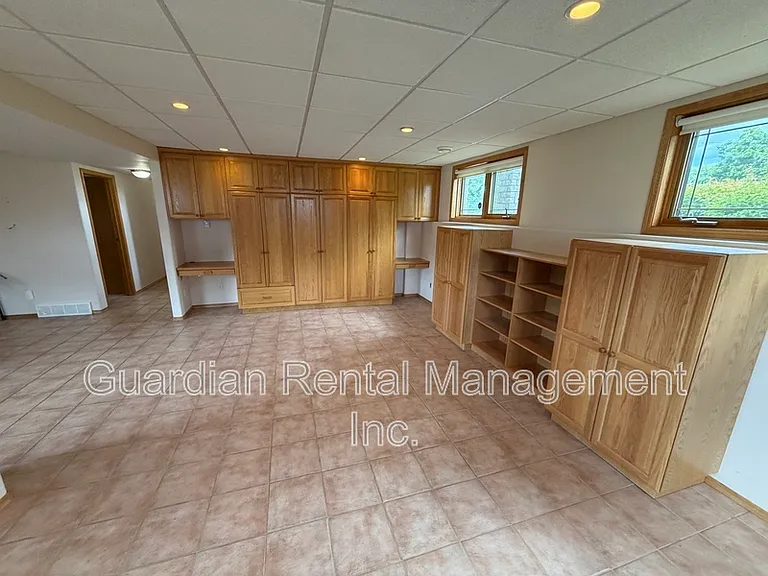 2196 Falconcrest Dr — Photo 27