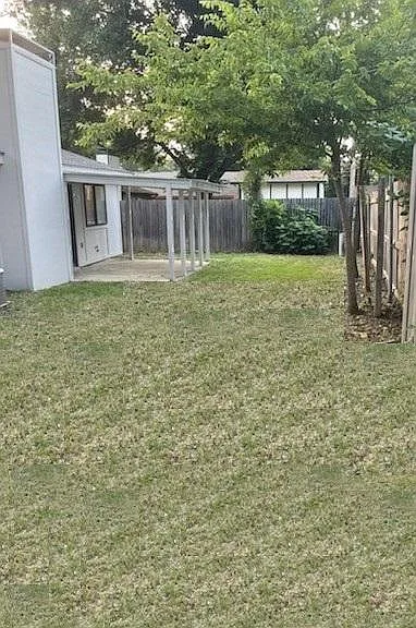 1904 Spies Springs Ct — Photo 24