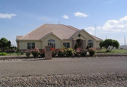 1st image of 33 Stonewood Dr