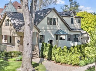 675 Chester St, Birmingham, MI 48009