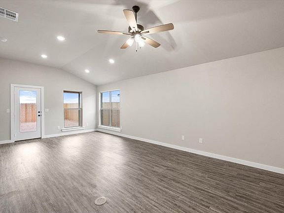 3rd image of 302 E 23rd St
