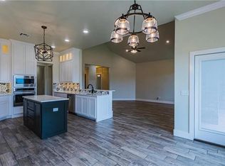 701 NW 197th St, Edmond, OK 73012