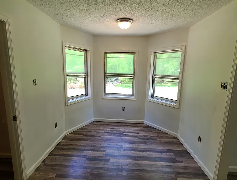 7010 Old Brownsville Rd — Photo 16