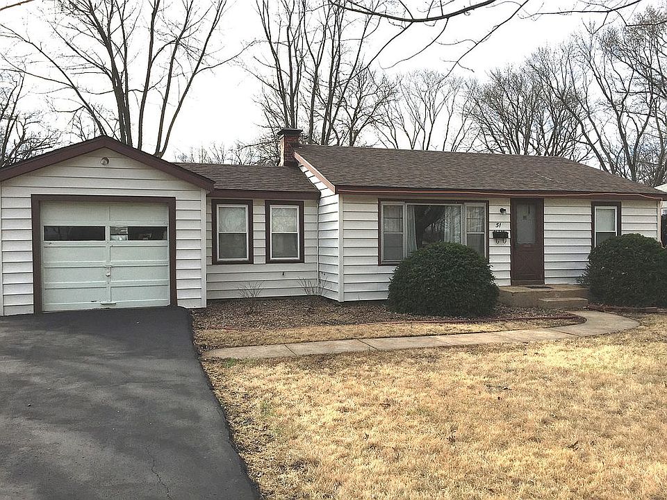 1st image of 51 Airshire Pl