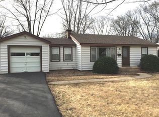 51 Airshire Pl, Hazelwood, MO 63042