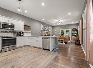 637 N Limestone, Lexington, KY 40508