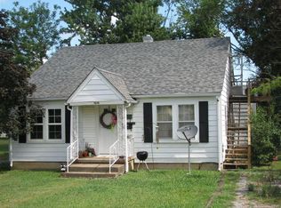 1610 College Farm Rd, Murray, KY 42071