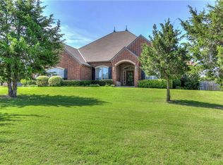 350 Stone Brg, Edmond, OK 73034