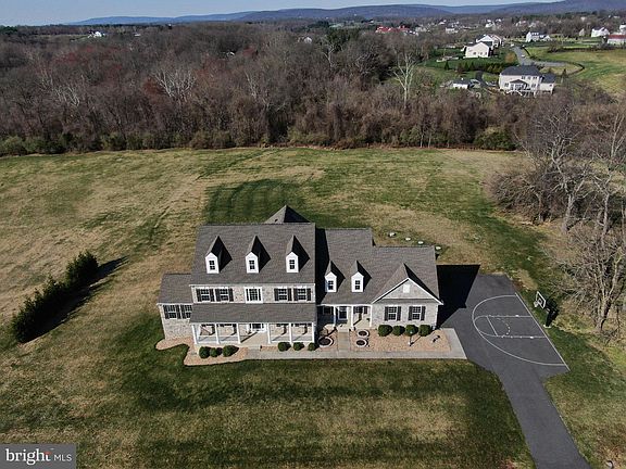 3rd image of 15151 Lynnford Ct