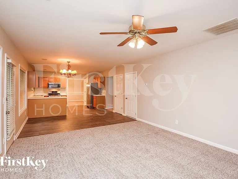 2684 Conifer Green Way — Photo 2