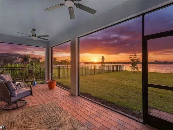451 Spring Hill Lake Loop, Cape Coral, FL 33993