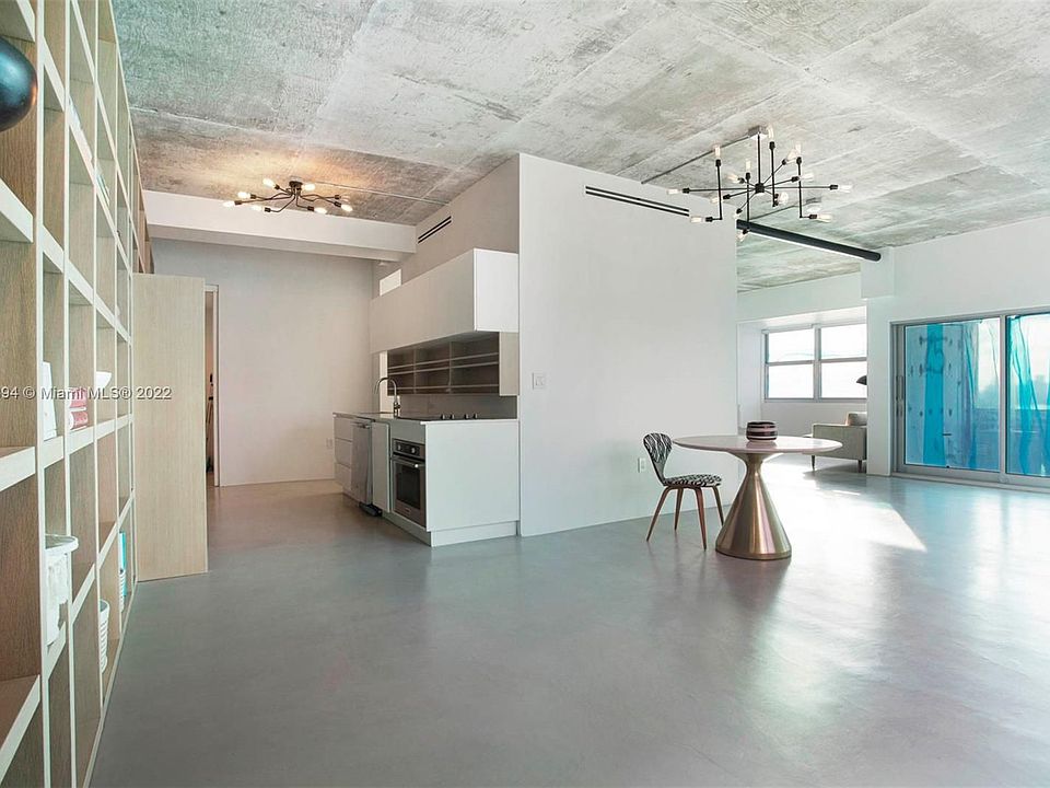 1st image of 3 Island Ave APT 15D
