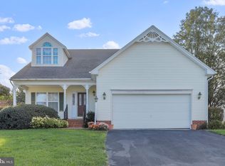 13519 Halifax Dr, Hagerstown, MD 21742