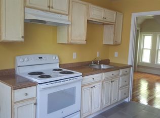 39 Hyde St, Revere, MA 02151