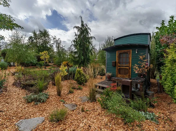 NW 13th Ct, Vancouver, WA 98665