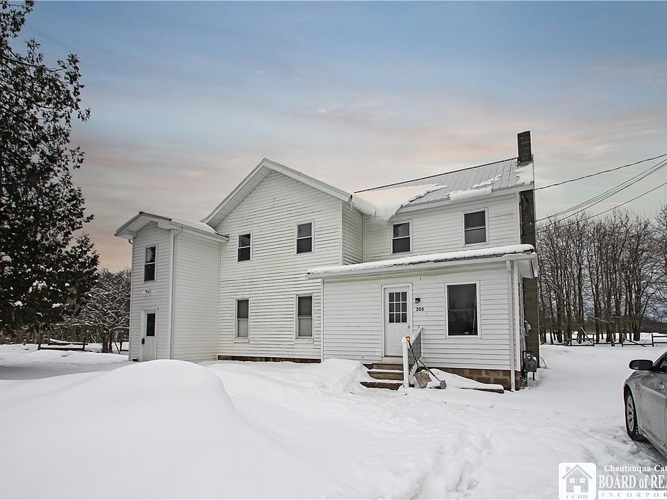 1st image of 205 Park St