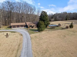 236 Landmark Ln, Hilham, TN 38568