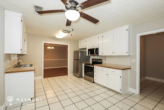 100 Rainwater Ct — Photo 8