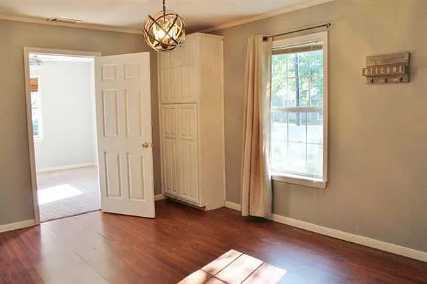 517 Burgett St — Photo 21