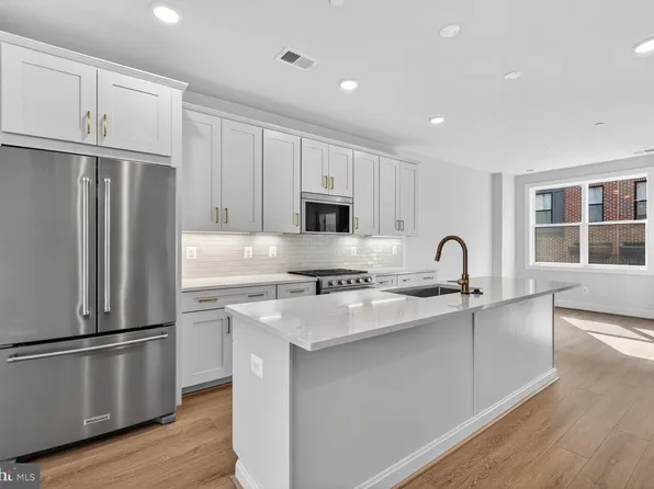 4973 Lachlan Mews, Alexandria, VA 22304