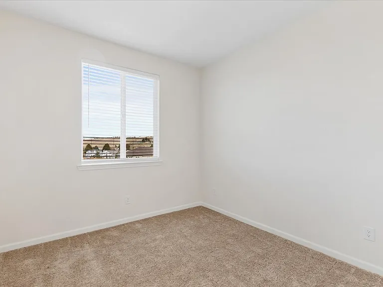 2261 Shady Canyon Dr — Photo 28