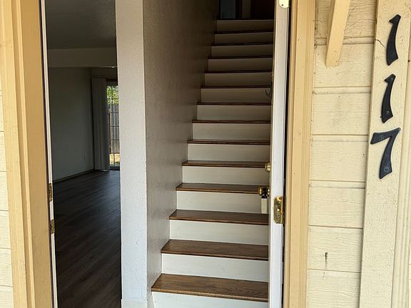 2nd image of 117 Lea Ave