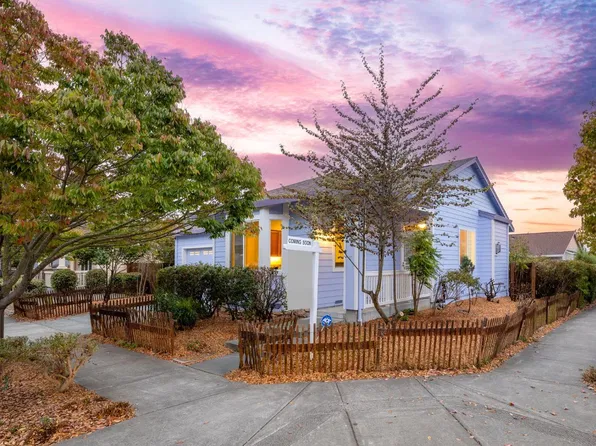 2451 Rudesill Lane, Santa Rosa, CA 95404