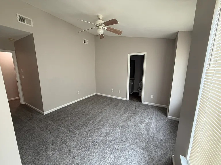 2827 Windsor Forrest Ct — Photo 10