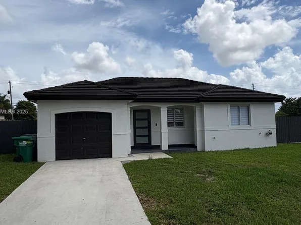 16266 SW 303rd Ln, Homestead, FL 33033