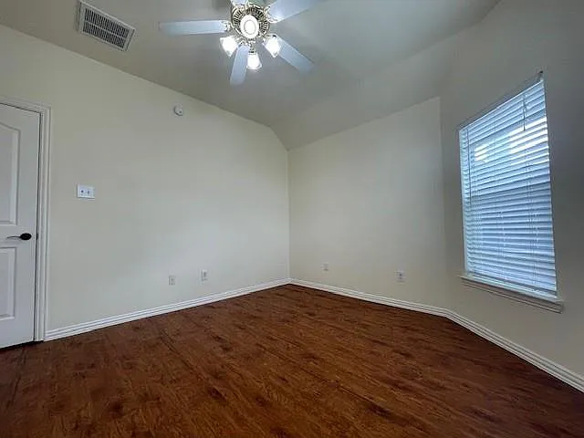 8519 Babbling Brook Ct — Photo 44
