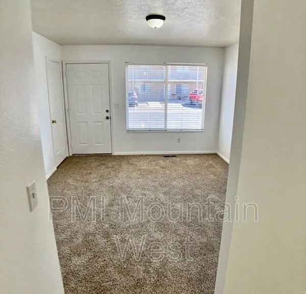 49 S 200th St W #A11 — Photo 10
