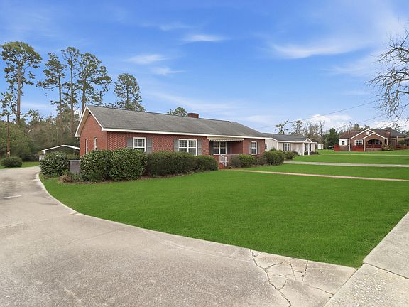 4th image of 319 E Hampton St