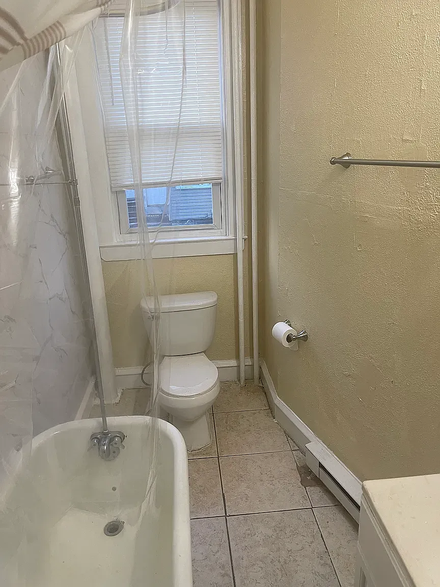 430 Folcroft Avenue - 2 — Photo 4