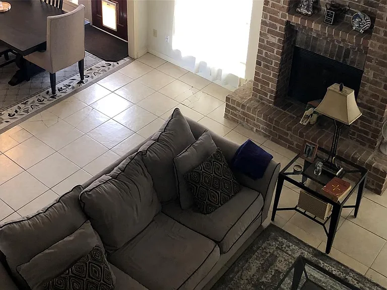 8715 Lawncliff Ln — Photo 16