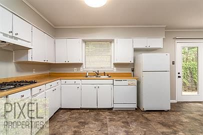 5th image of 11101 Birchwood Dr #14920422