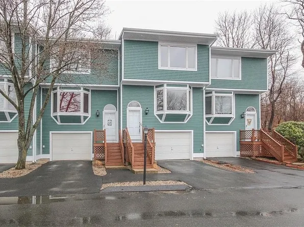 11 Butternut Knls, Middletown, CT 06457