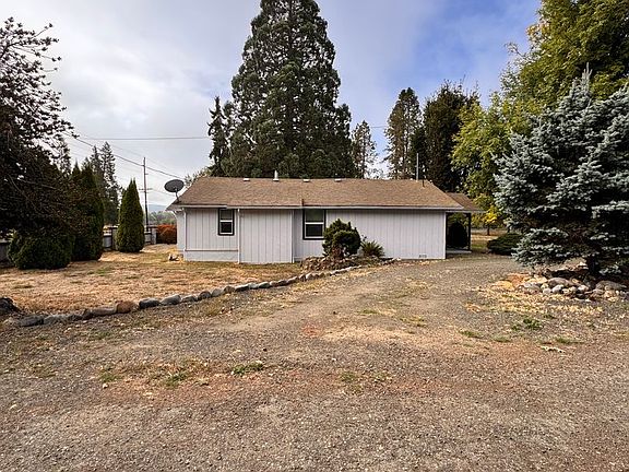 2nd image of 400 Elgarose Rd